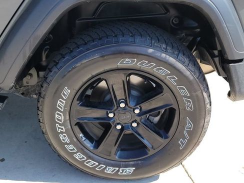 Used 2020 Jeep Wrangler Unlimited Sport AWD/4WD image 13