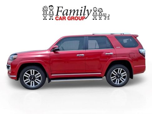 Used 2024 Toyota 4Runner Limited AWD/4WD image 2
