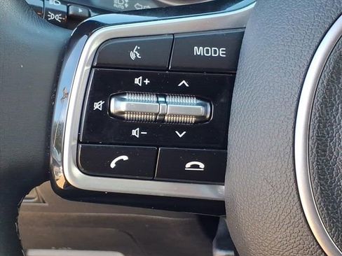 Used 2022 Kia Sorento EX image 25