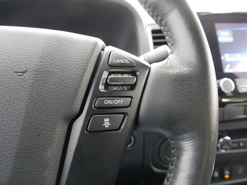 Used 2024 Nissan Frontier SV w/ SV Convenience Package image 23