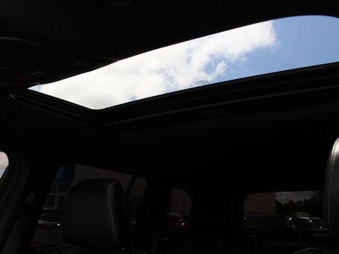 Used 2023 Jeep Grand Cherokee Altitude AWD/4WD image 25