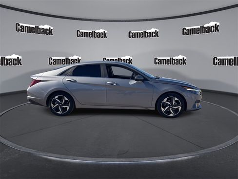 Certified 2023 Hyundai Elantra Limited image 8