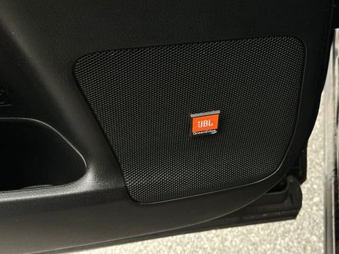 Used 2016 Toyota Highlander Limited Platinum image 14