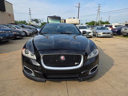 Used 2014 Jaguar XJ R LWB RWD image 2