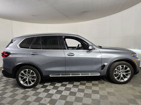 Used 2025 BMW X5 xDrive40i image 8
