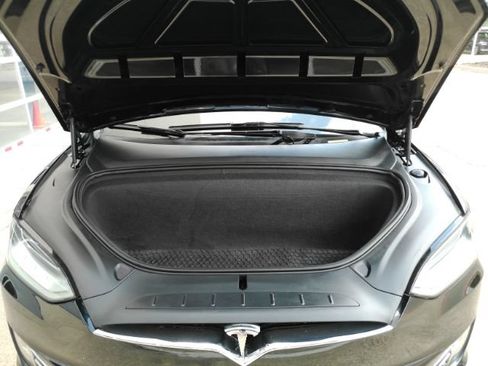 Used 2020 Tesla Model X AWD/4WD image 55