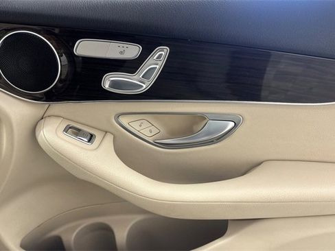 Used 2016 Mercedes-Benz GLC 300 4MATIC image 20