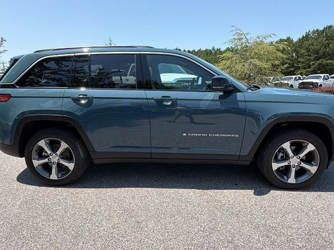 Used 2026 Jeep Grand Cherokee Limited w/ Trailer Tow Package AWD/4WD image 7