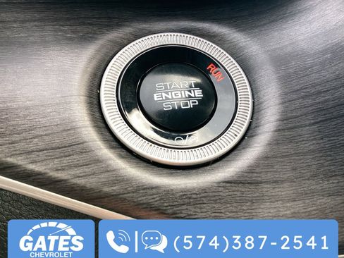 Used 2024 Jeep Grand Cherokee L Limited w/ Luxury Tech Group II image 32