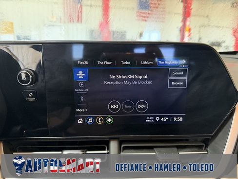 Used 2024 Chevrolet Trax LS w/ LS Convenience Package image 15