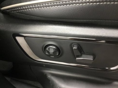 Used 2023 RAM 1500 Limited AWD/4WD image 27
