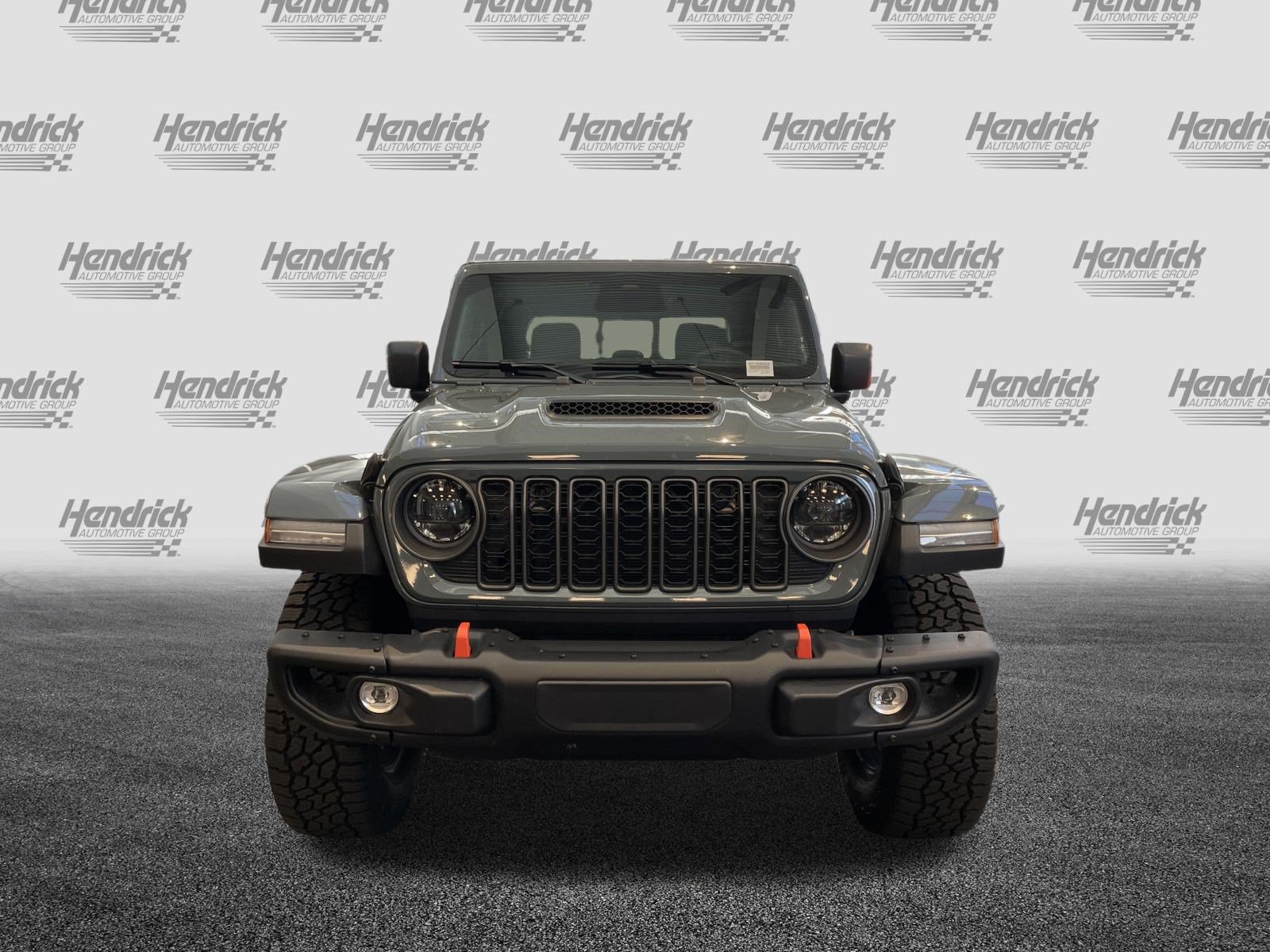 Used 2026 Jeep Gladiator Mojave w/ Steel Bumper Group AWD/4WD image 3