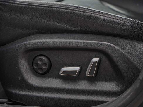 Used 2018 Audi Q3 2.0T Premium image 24