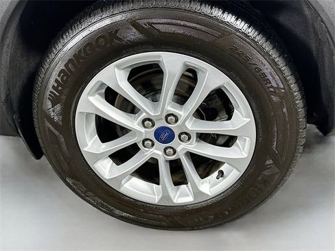 Used 2020 Ford Escape SE image 28