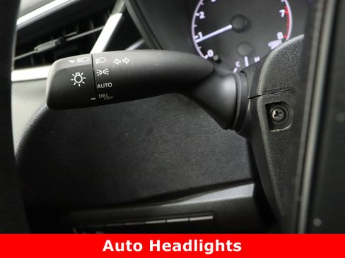 Certified 2025 Toyota Corolla LE image 22