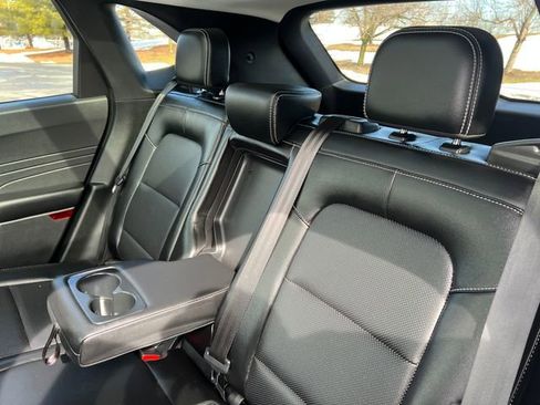 Used 2022 Ford Escape SEL image 25