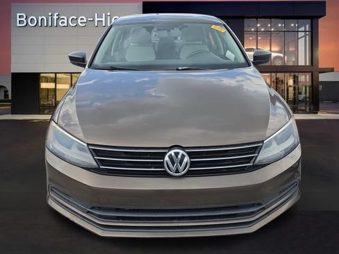 Used 2015 Volkswagen Jetta S FWD image 2