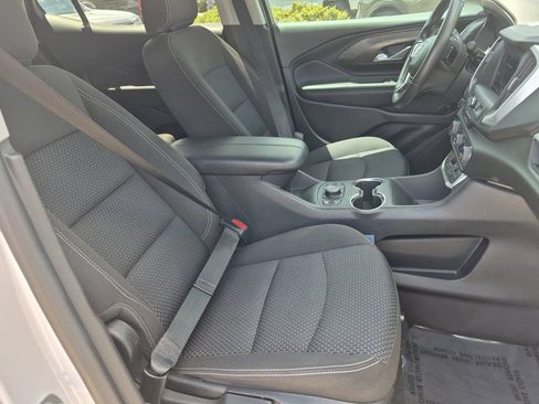 Certified 2024 GMC Terrain SLE w/ Driver Convenience Package FWD image 14