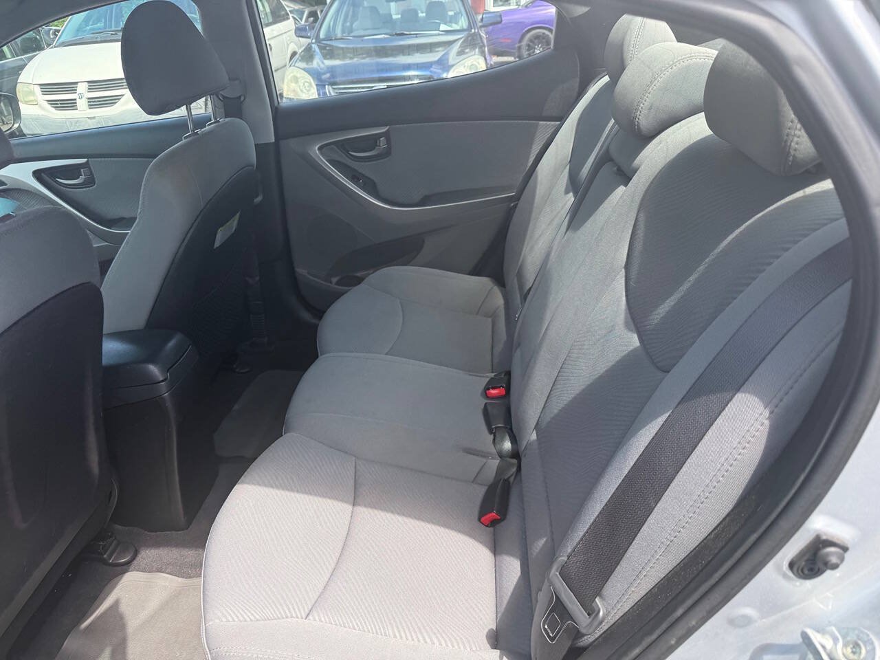 Used 2013 Hyundai Elantra GLS w/ Preferred Pkg FWD image 13