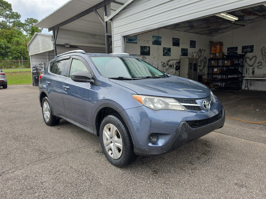 Used 2014 Toyota RAV4 LE AWD/4WD image 1