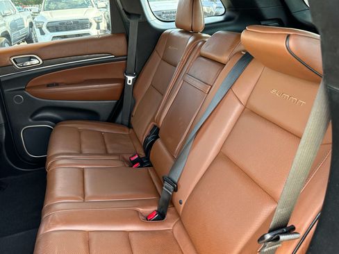 Used 2017 Jeep Grand Cherokee Summit w/ Platinum Series Group RWD image 13