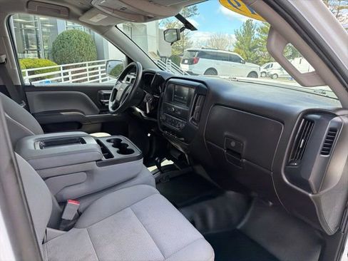 Used 2019 Chevrolet Silverado 1500 Custom AWD/4WD image 10