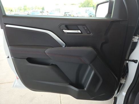 New 2025 Chevrolet Colorado Z71 image 35