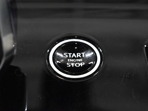 Used 2023 Land Rover Range Rover Sport SE AWD/4WD image 21