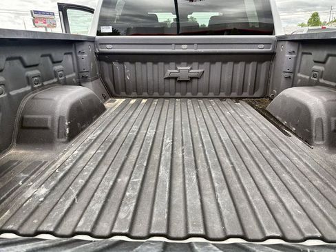 Used 2025 Chevrolet Silverado 1500 Custom Trail Boss w/ Realtree Special Edition AWD/4WD image 32