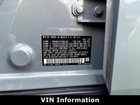 Used 2025 Honda HR-V Sport image 18
