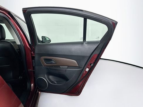 Used 2015 Chevrolet Cruze LTZ w/ Sun, Sound and Sport Package FWD image 28
