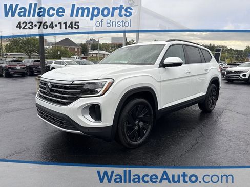 New 2026 Volkswagen Atlas SE AWD/4WD image 1