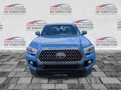 Used 2019 Toyota Tacoma TRD Off-Road image 9