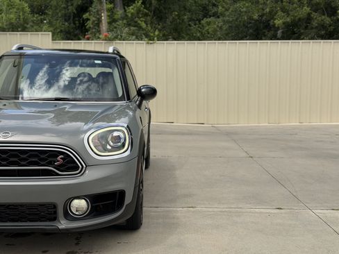 Used 2019 MINI Cooper Countryman S w/ Premium Package FWD image 11
