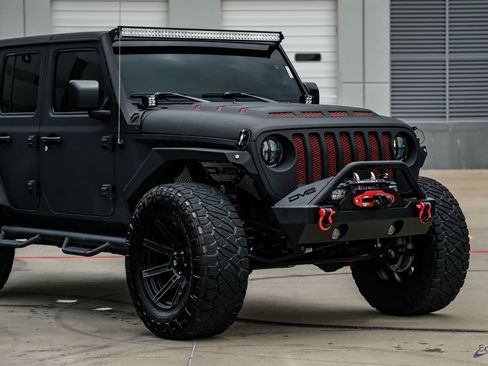 Used 2020 Jeep Wrangler Unlimited Sport S AWD/4WD image 25