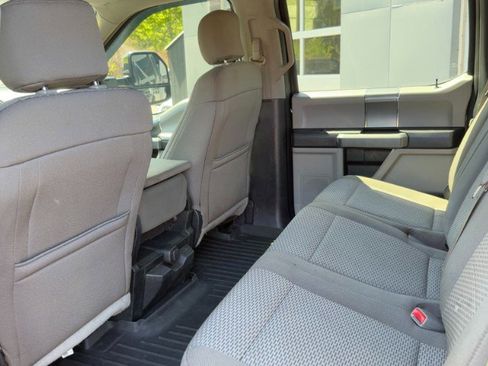 Used 2017 Ford F350 XLT w/ XLT Premium Package AWD/4WD image 16