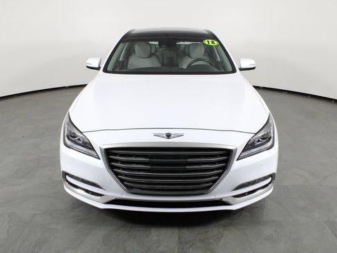 Used 2018 Genesis G80 3.8 w/ Option Group 02 RWD image 12