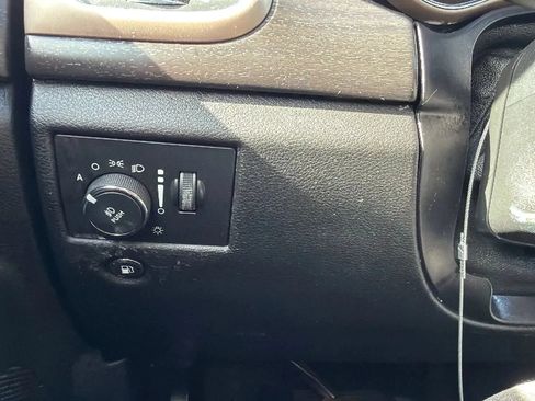 Used 2017 Jeep Grand Cherokee Laredo w/ Quick Order Package 23E AWD/4WD image 14