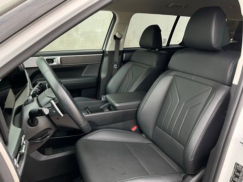 Used 2025 Hyundai Santa Fe SEL image 10