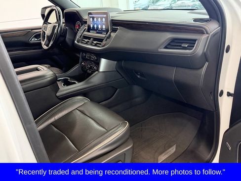 Used 2021 Chevrolet Tahoe Premier w/ Premium Package RWD image 19