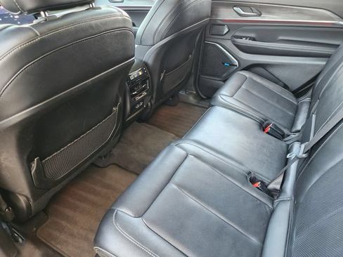 Certified 2022 Jeep Grand Cherokee L Overland AWD/4WD image 30