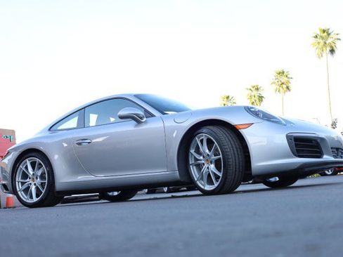 Used 2017 Porsche 911 Carrera image 12