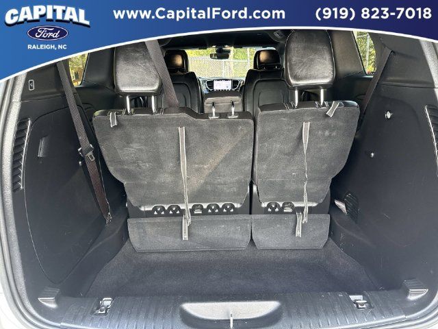 Used 2025 Chrysler Pacifica Select FWD image 16