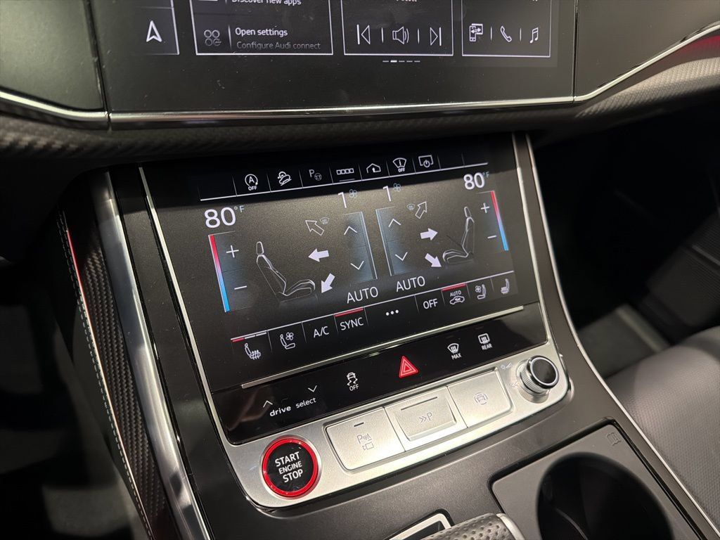 Used 2025 Audi SQ7 Prestige AWD/4WD image 21