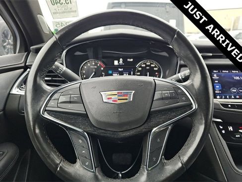 Used 2023 Cadillac XT5 Premium Luxury image 11