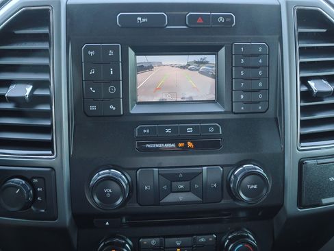 Used 2018 Ford F150 XLT image 30