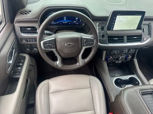 Used 2023 Chevrolet Tahoe Z71 w/ Luxury Package image 14