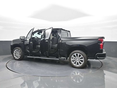 Used 2021 Chevrolet Silverado 1500 High Country w/ Technology Package AWD/4WD image 44