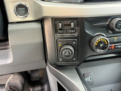 New 2026 Ford F250 XLT w/ XLT Premium Package image 18