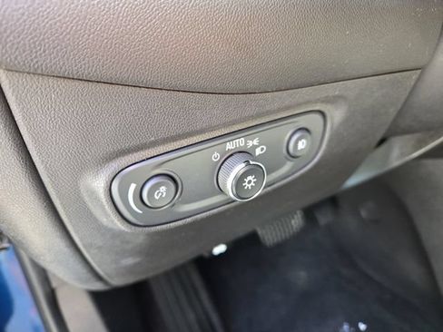Certified 2020 Chevrolet Equinox LT w/ Driver Convenience Package FWD image 24